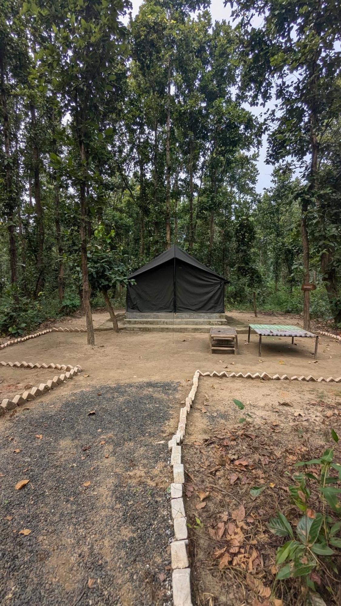 Athulyam Kanha, Kanha National Park, Mukki Gate Khāpa Exterior photo
